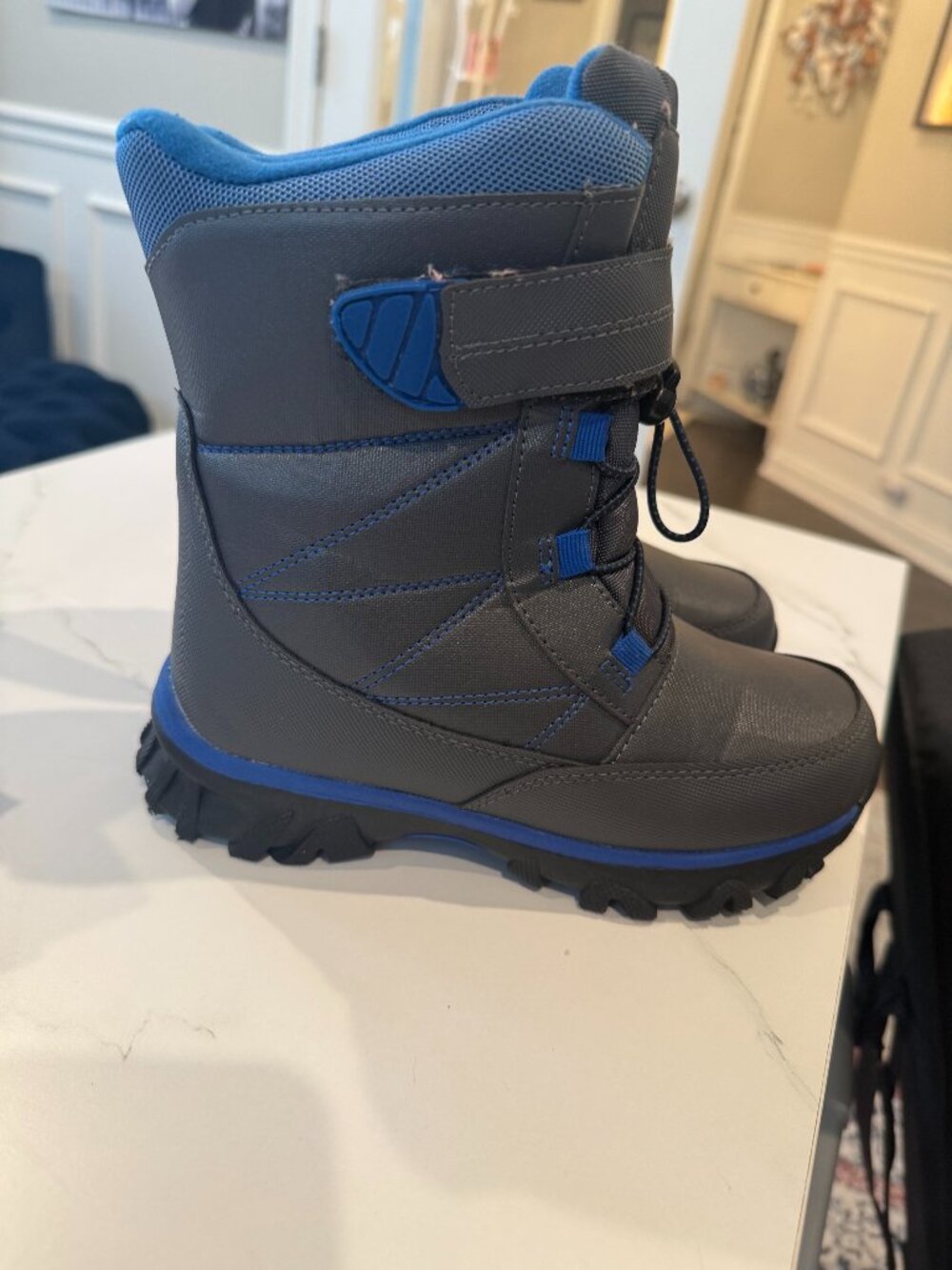 Youth DSG Winter Boots -Size 2